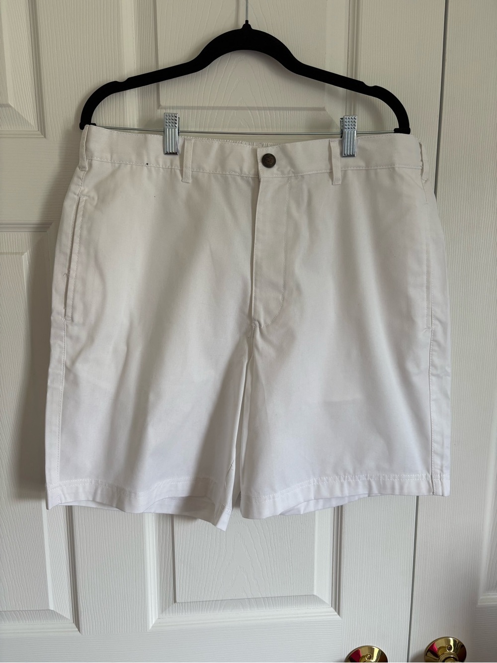 Haband White Flat-Front Men's Shorts